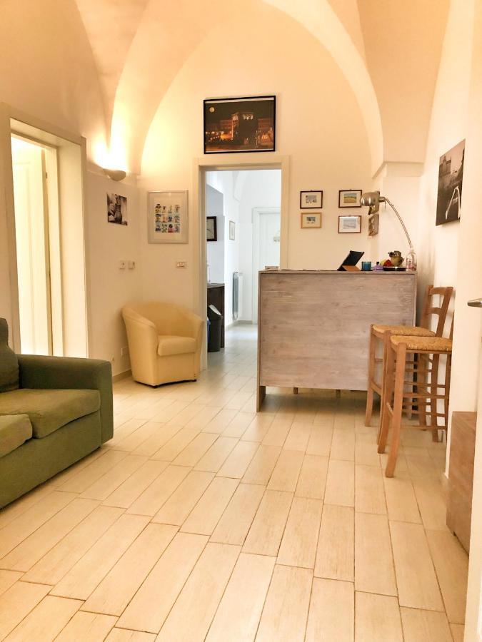 Palazzo Salia Bed & Breakfast Lecce Exterior photo