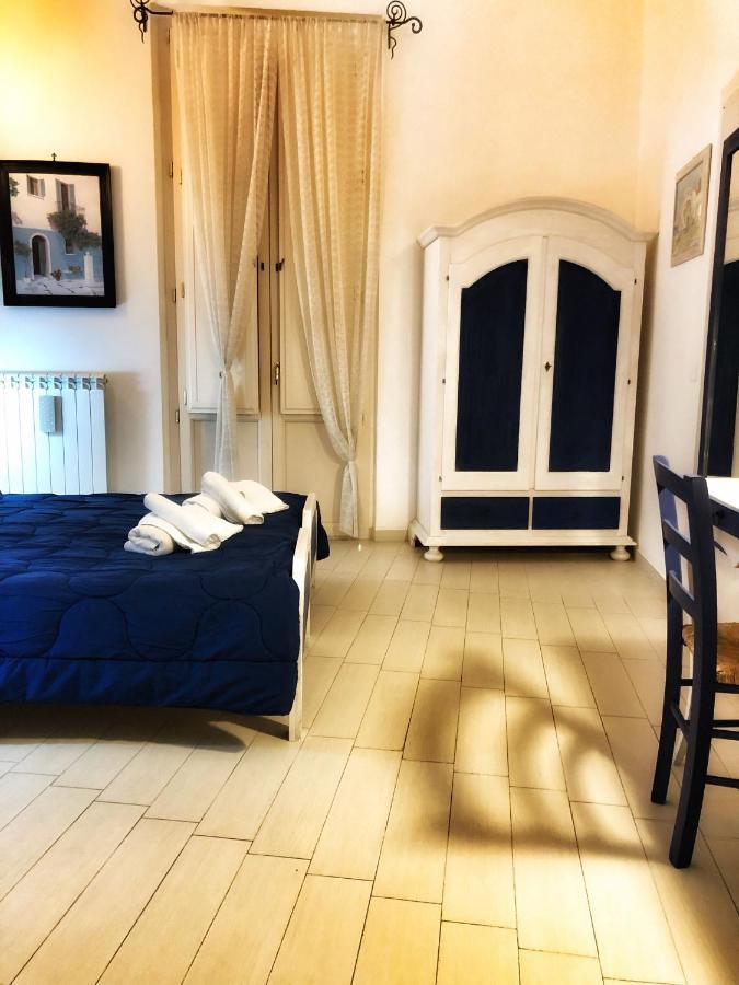 Palazzo Salia Bed & Breakfast Lecce Exterior photo